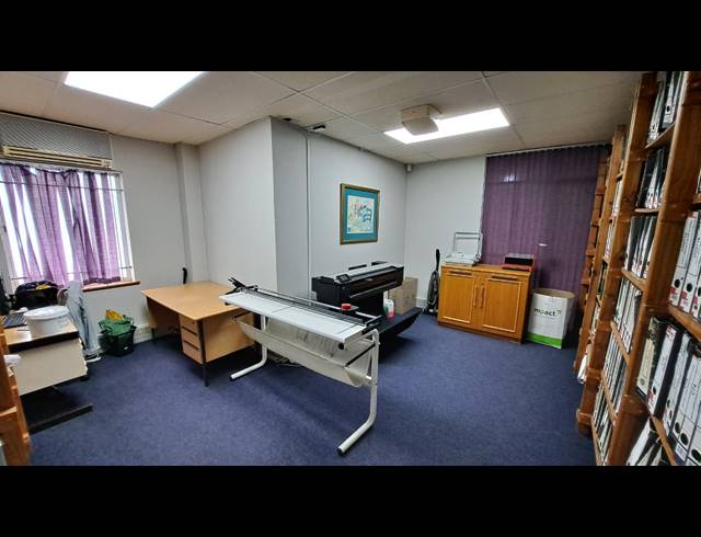 200M² BUSINESS FOR SALE IN EMPANGENI CENTRAL